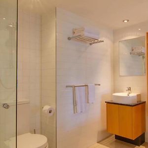 Premium One-Bedroom Apartment Two Bathrooms